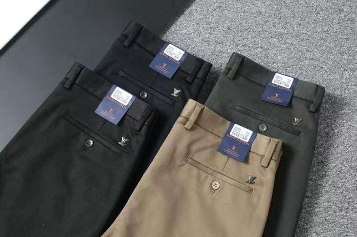 Picture of LV Pants Long _SKULVsz29-428qx663115458